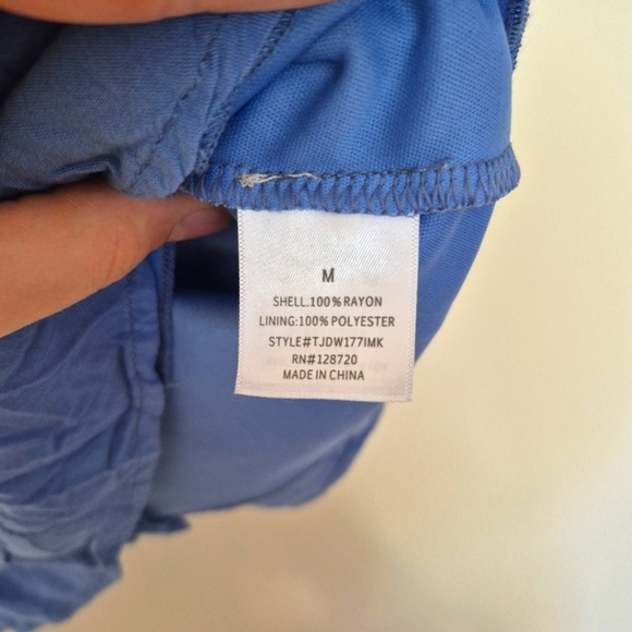 Jun & Ivy Blue Sleeveless Ruffle Blouse – Size M - Picture 3 of 5